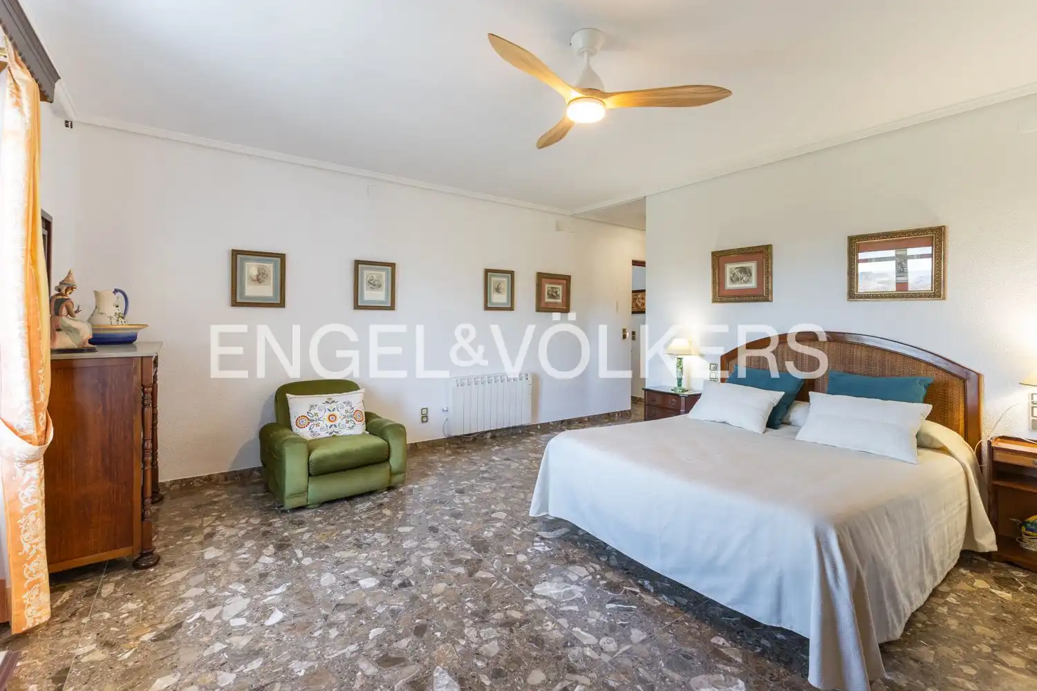 Habitación de Casa o chalet en venta en Pedralba con Calefacción, Jardín privado y Terraza