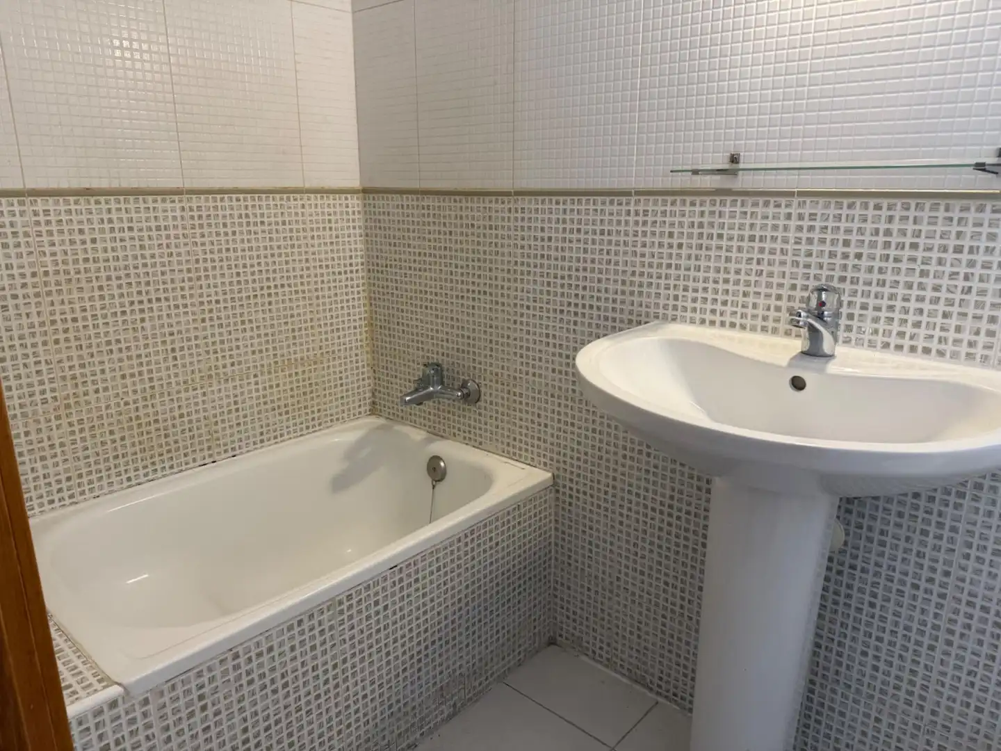 Baño de Apartamento en venta en Murcia con Aire acondicionado, Calefacción y Terraza