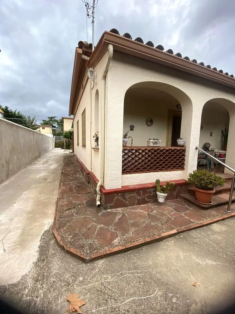 Exterior view of Houses for sale in Sant Andreu de la Barca  with Heating, Private garden and Terrace