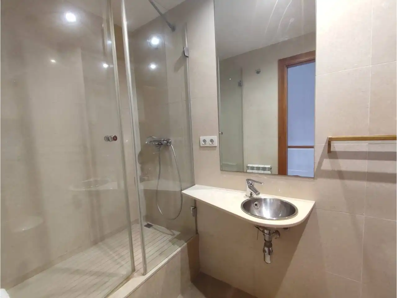 Flat with lift to rent in Centre, imagen 18