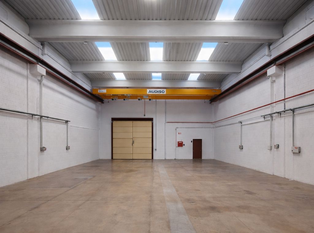 Industrial buildings to rent in Martorell
