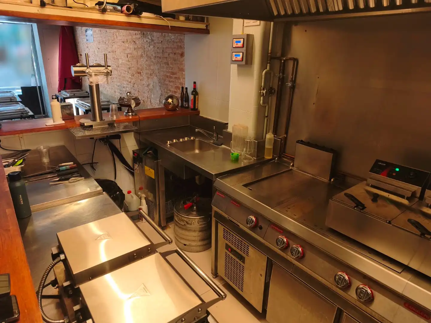 Business premises for transfer in Ciutat Vella, imagen 9