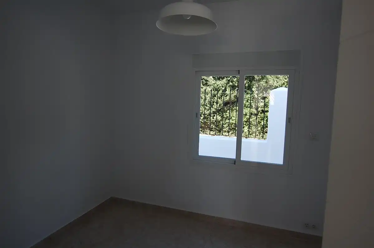 Dormitori de Casa o xalet en venda en Mijas amb Aire condicionat, Jardí privat i Piscina