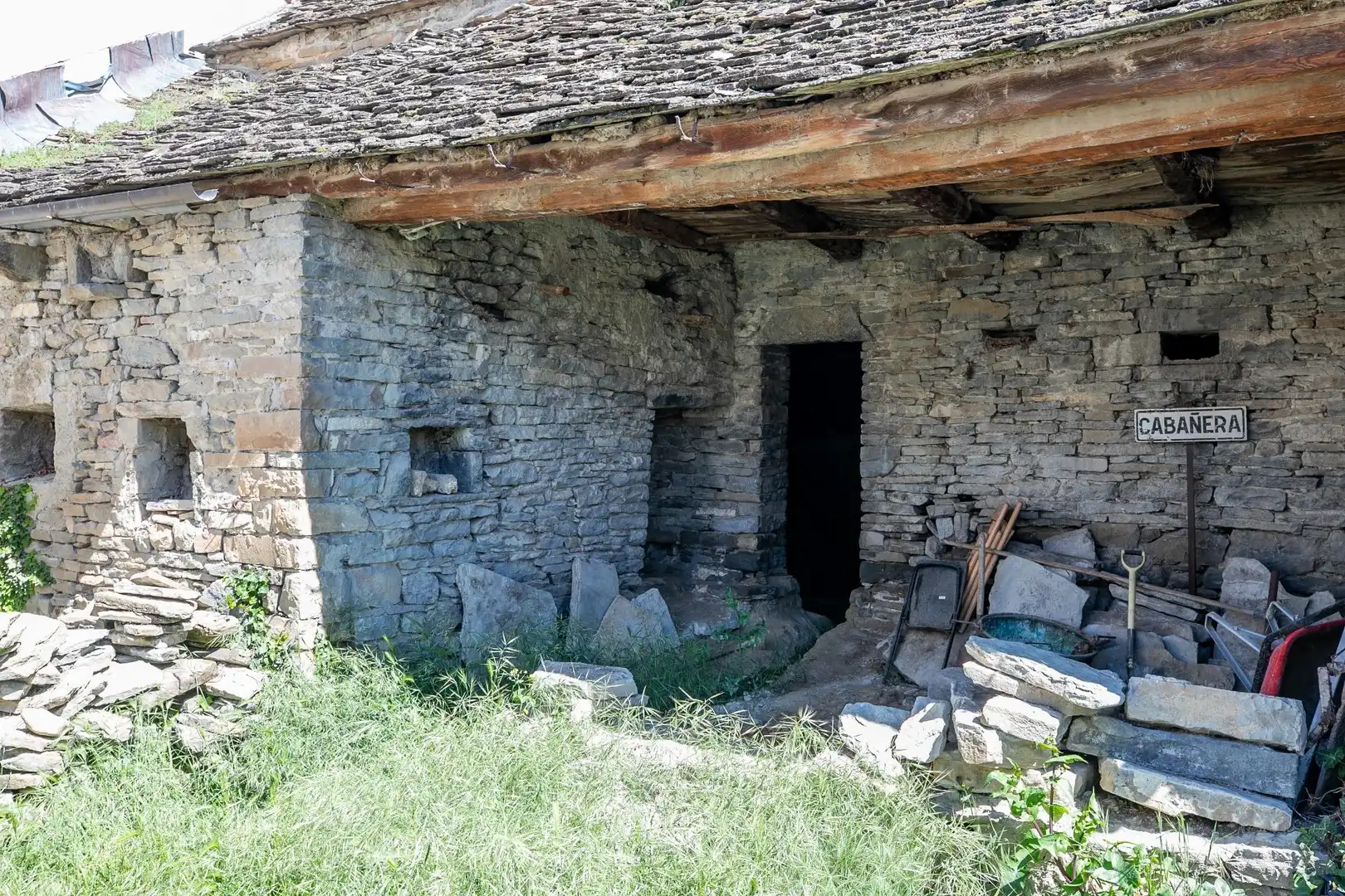 Vista exterior de Finca rústica en venda en Sabiñánigo