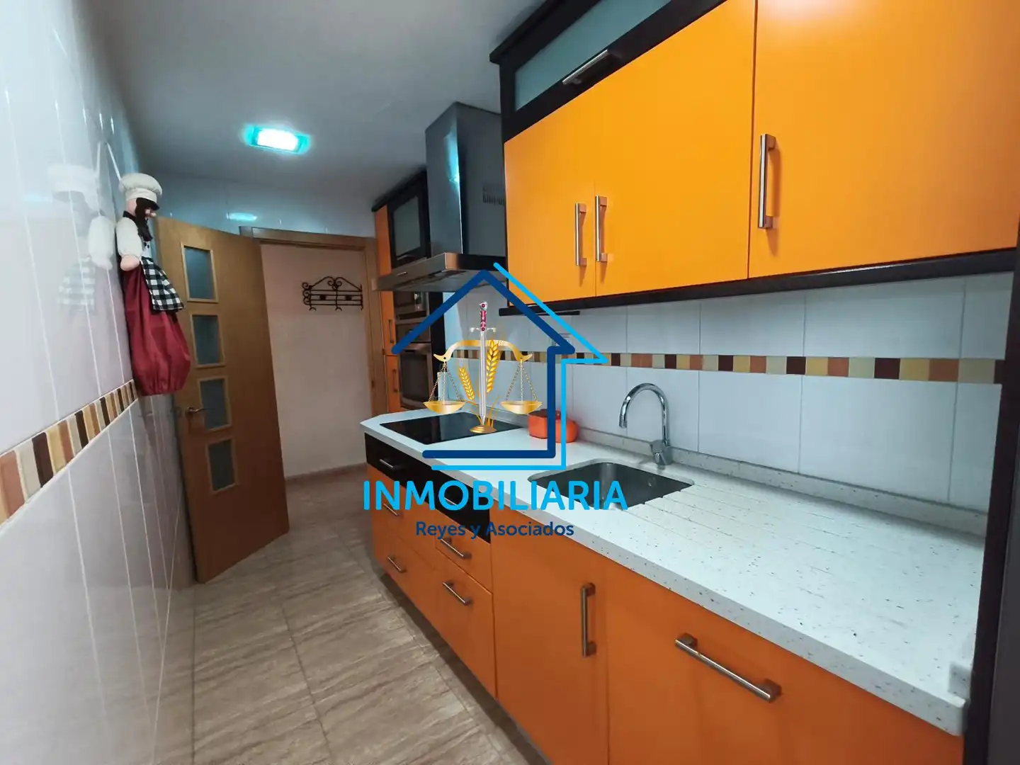 Küche von Wohnung zum Verkauf in Córdoba mit Klimaanlage und Möbliert