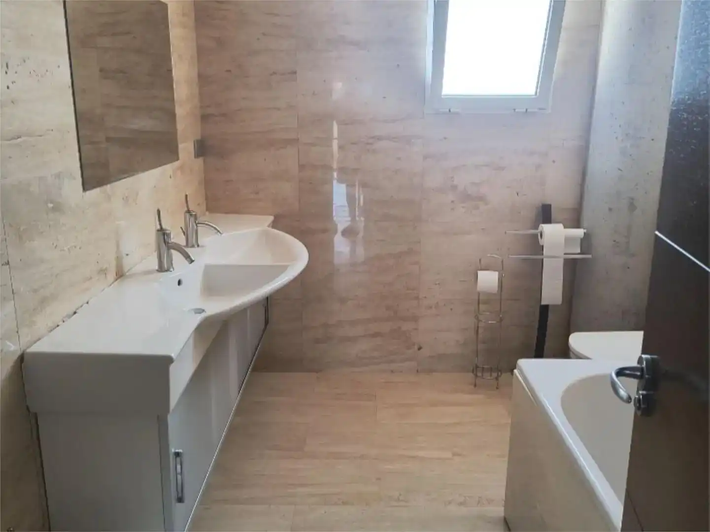 Bany de Àtic de lloguer en Garbinet - Vistahermosa