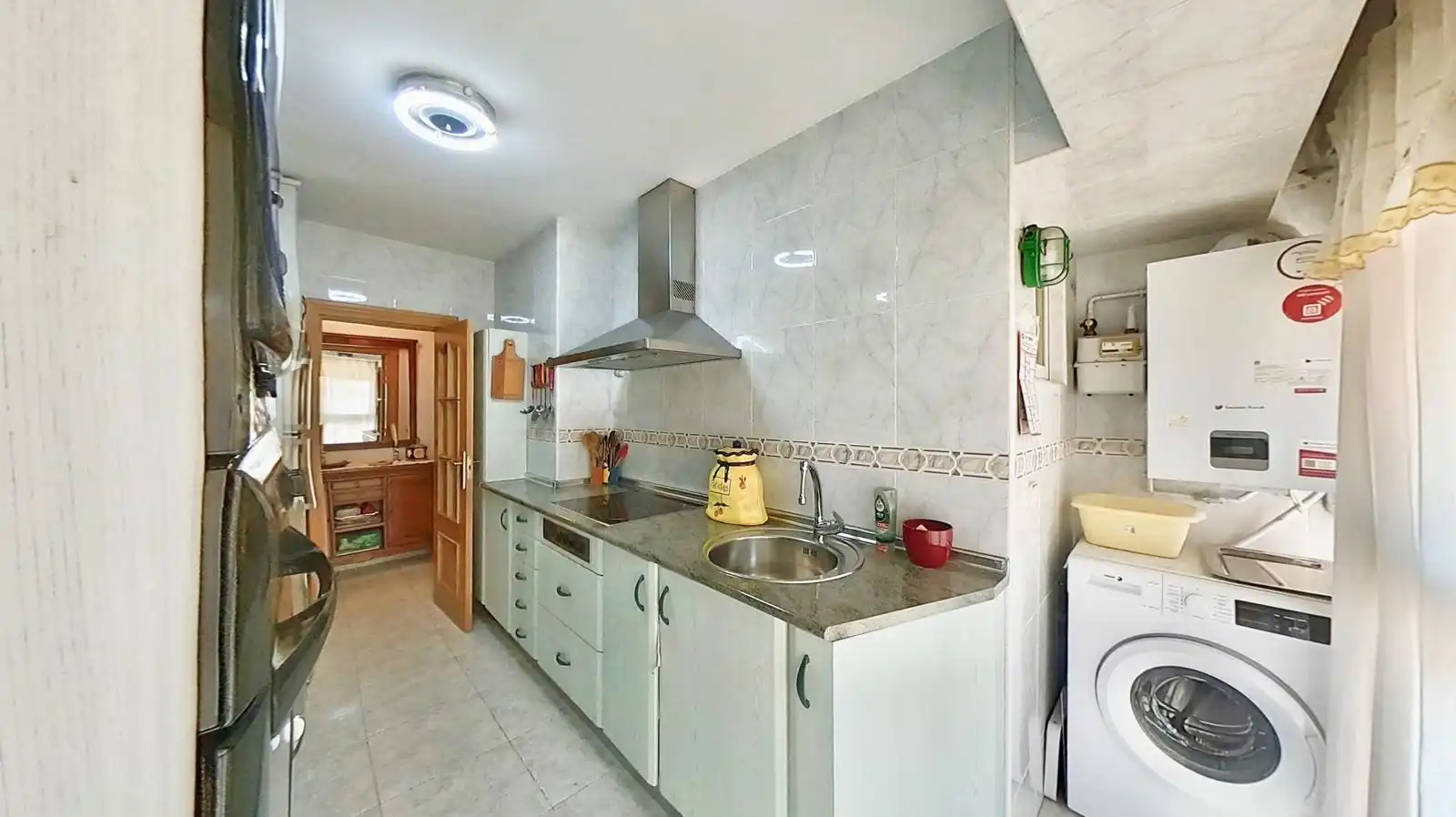 Cocina de Apartamento en venta en Madrid con Calefacción y Trastero