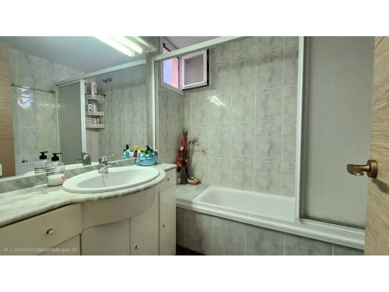 Baño de Piso en venta en Terrassa con Aire acondicionado, Calefacción y Trastero