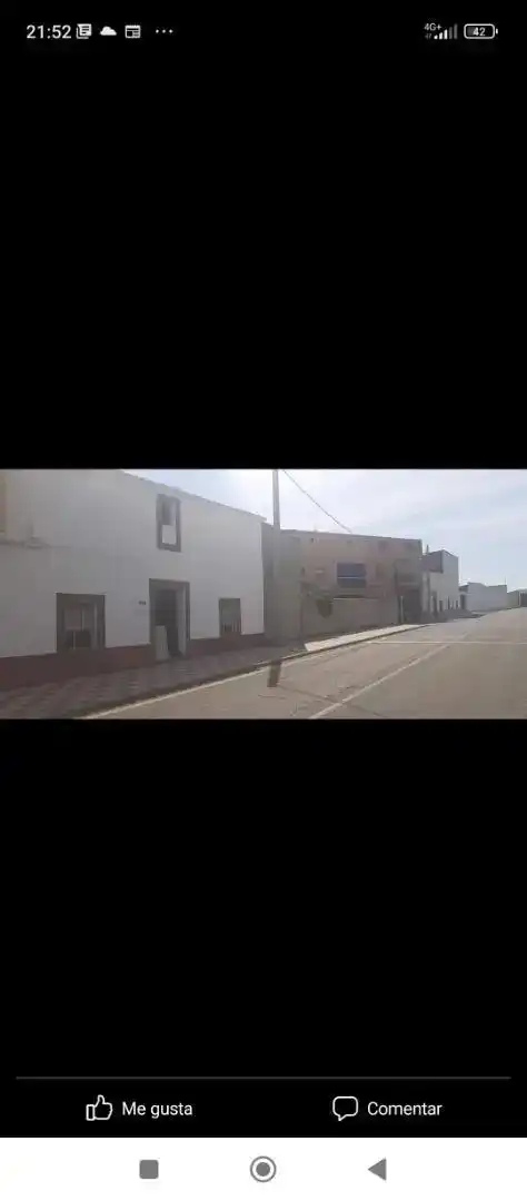 Vista exterior de Planta baixa en venda en Navalvillar de Pela amb Jardí privat i Traster