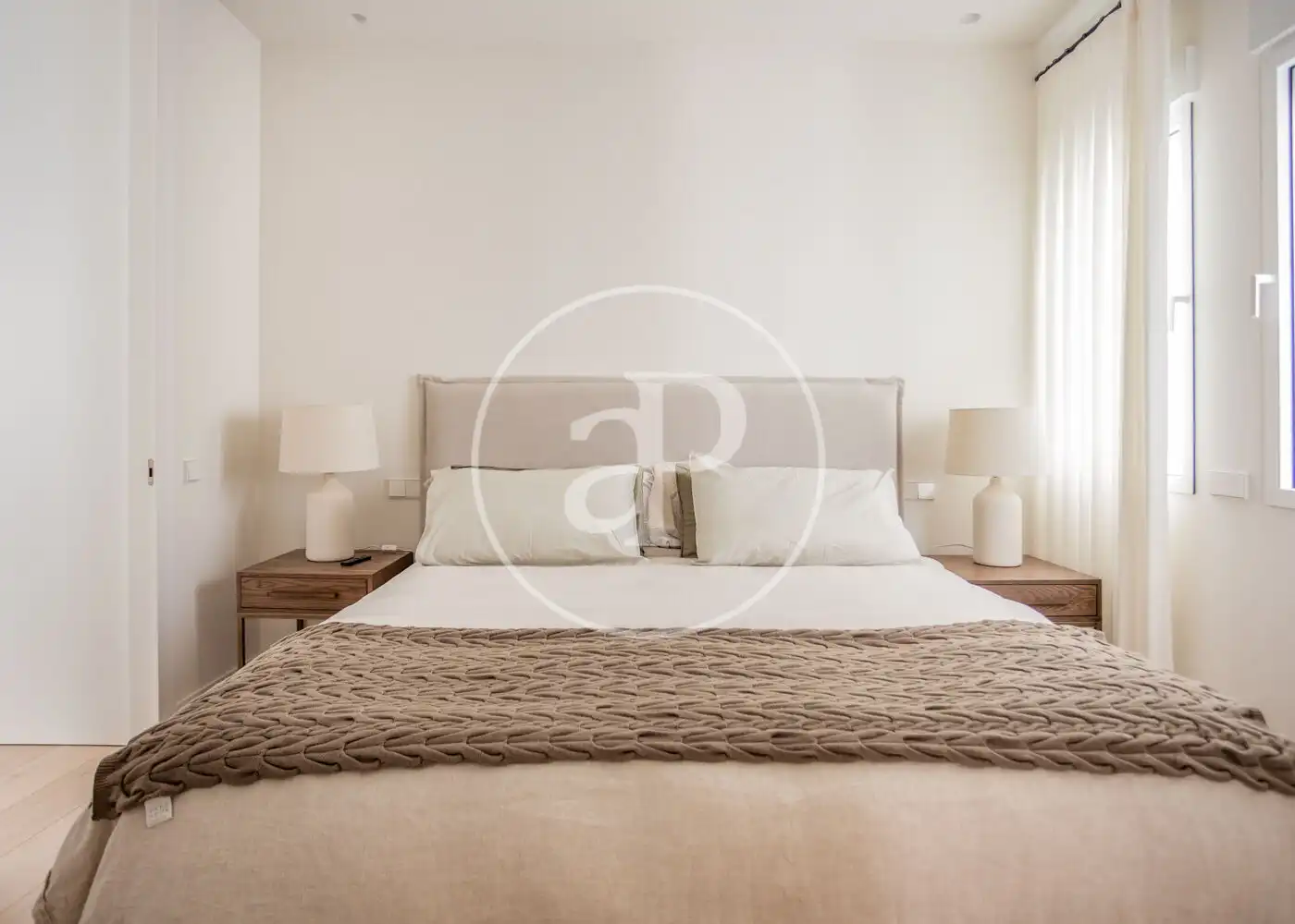 Schlafzimmer von Wohnung zur Miete in Barrio de Salamanca
