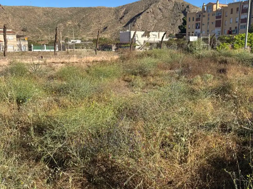 Terreno industrial en venta en Berja