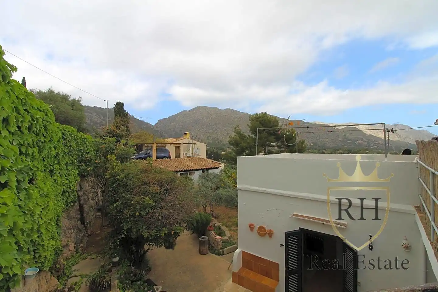 Vista exterior de Casa o xalet en venda en Pollença amb Aire condicionat, Jardí privat i Terrassa