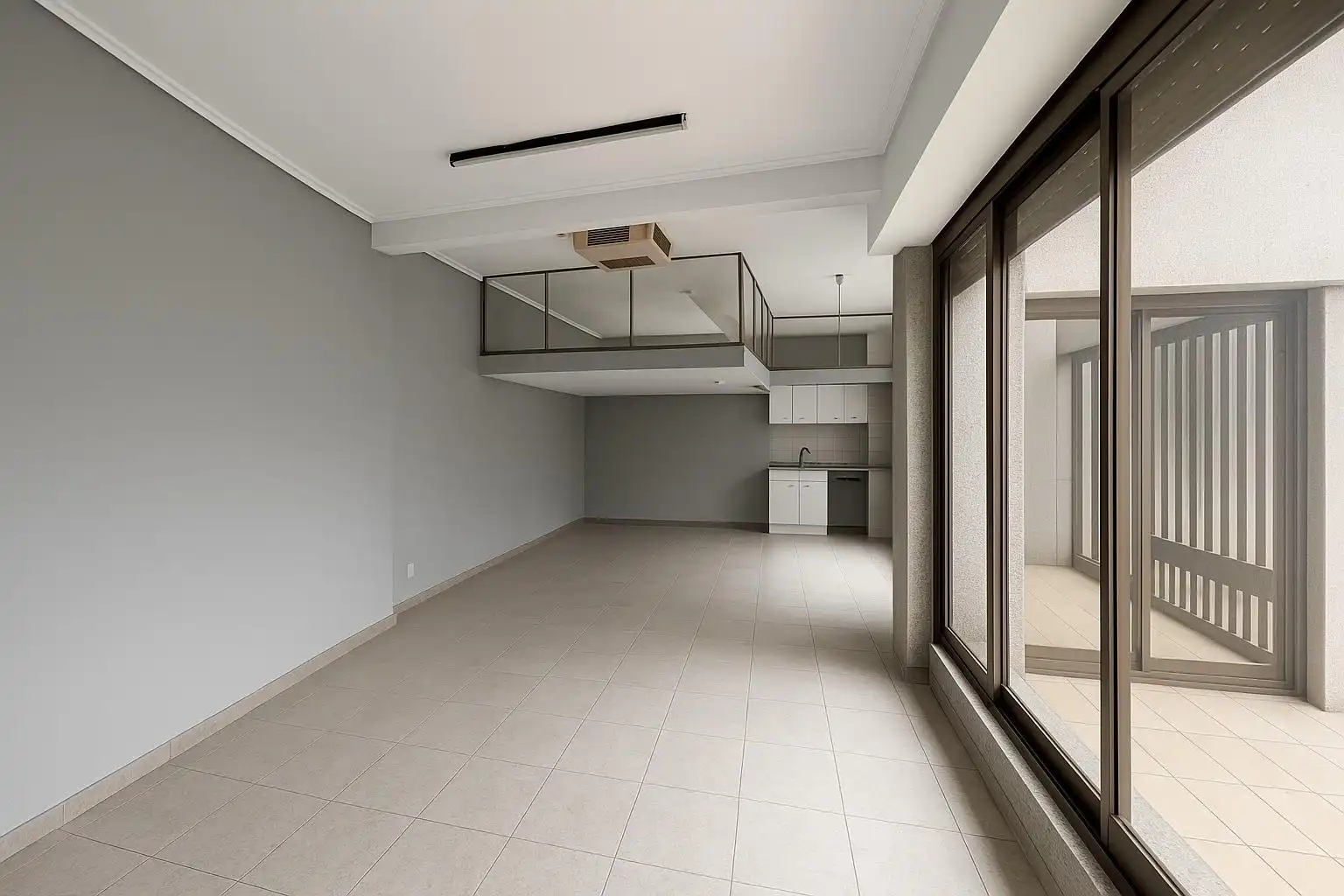 Local en venta en Torrelavega 
