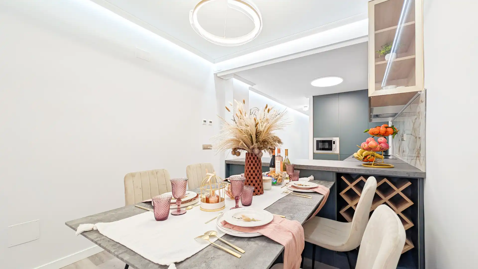 Comedor de Apartamento en venta en Torrevieja con Aire acondicionado, Terraza y Amueblado