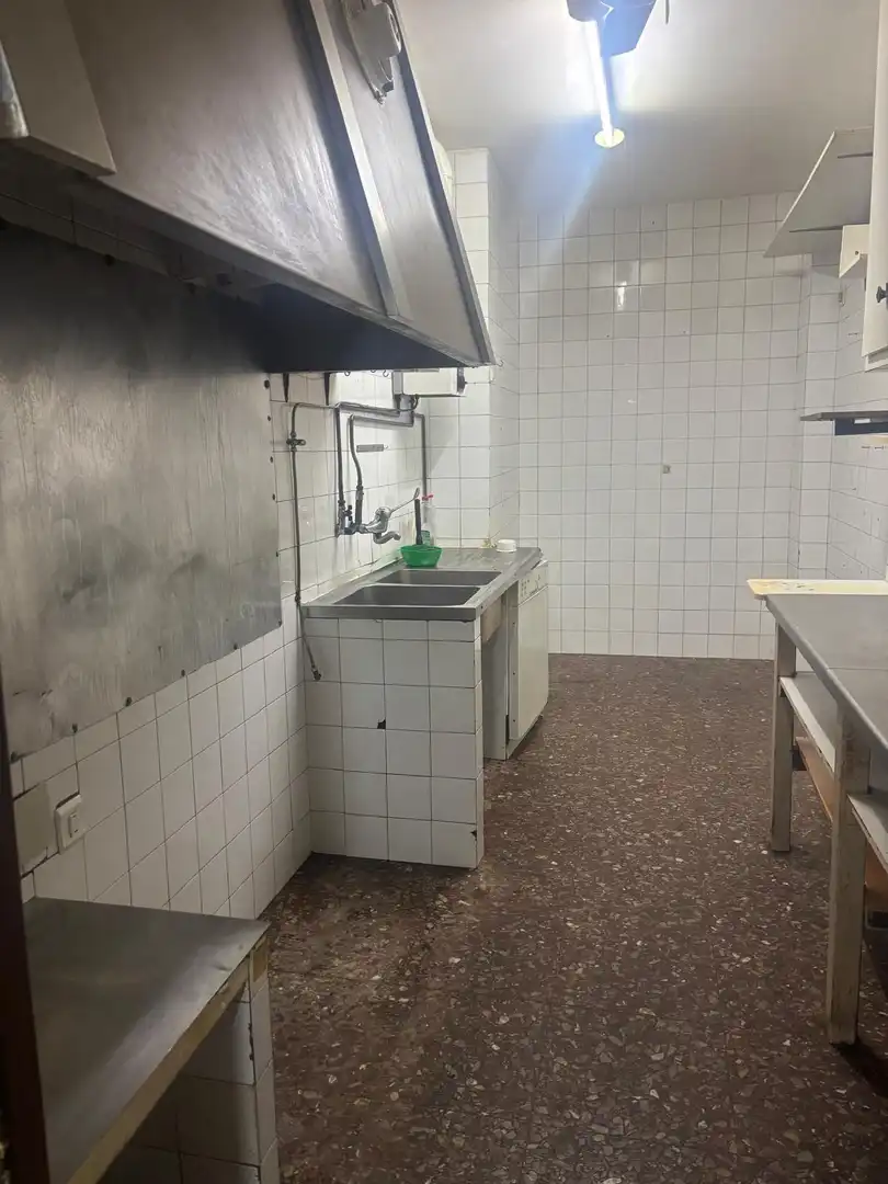 Gewerbefläche zur Miete in MESTRE ESPI
