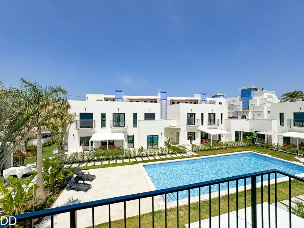 Vista exterior de Casa o xalet de lloguer en Dénia amb Aire condicionat, Calefacció i Jardí privat