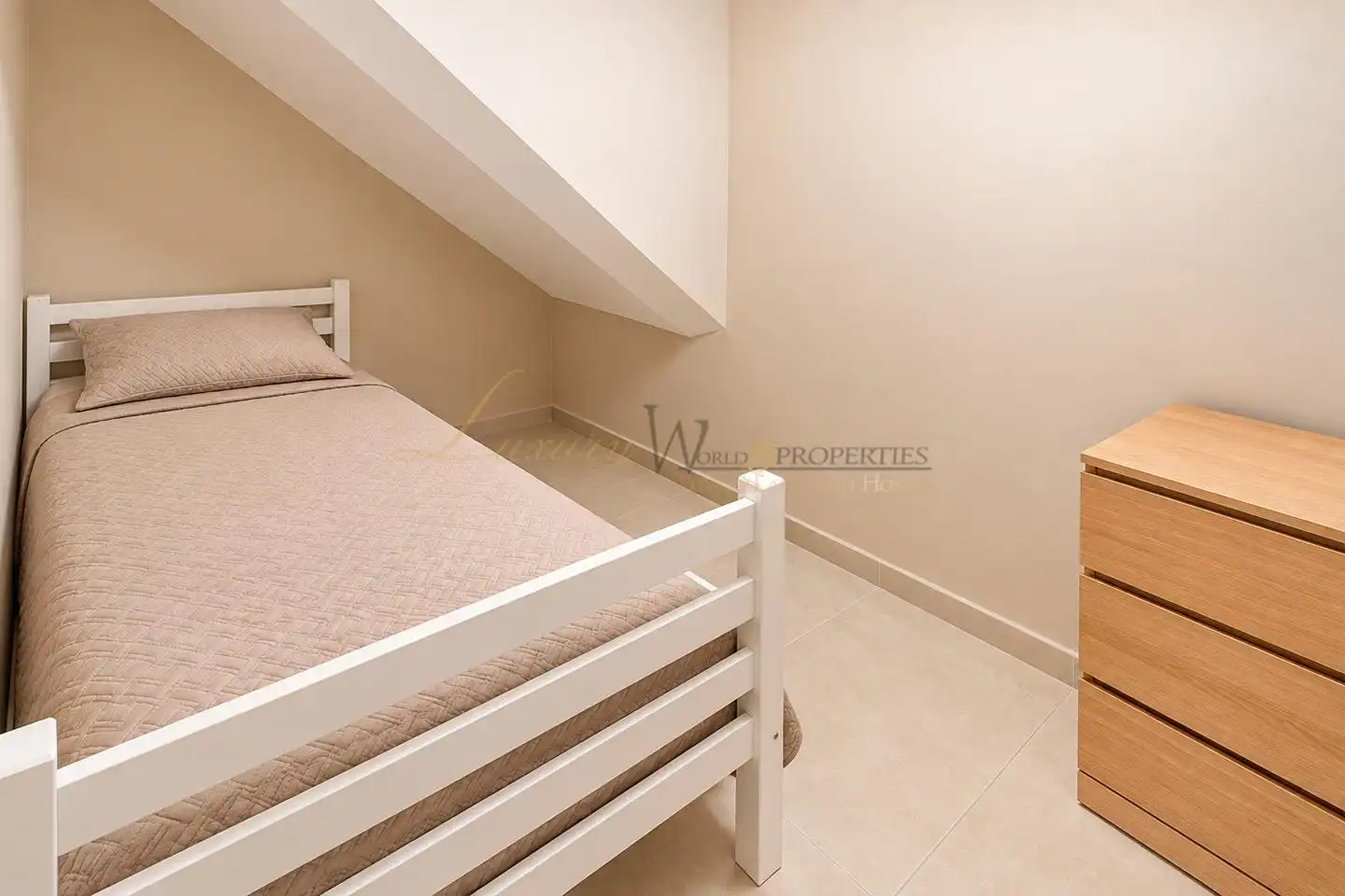 Apartament amb piscina en venda a Avenida Jose Antonio Tavio, imagen 8