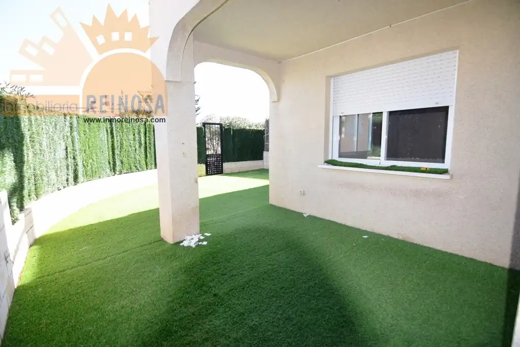 Ground floor with lift for sale in Avenida del Golf, imagen 4