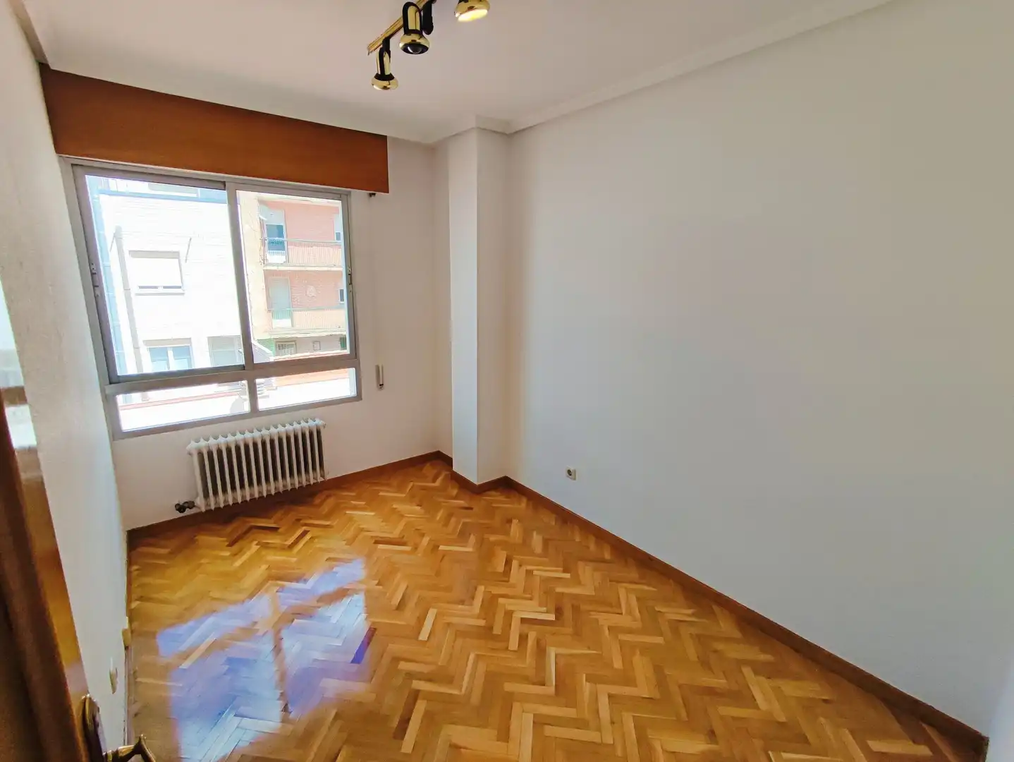 Habitación de Oficina de alquiler en Palencia con Aire acondicionado y Calefacción
