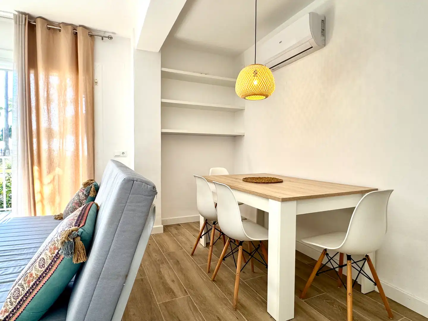 Comedor de Apartamento en venta en Cambrils con Aire acondicionado, Amueblado y Horno