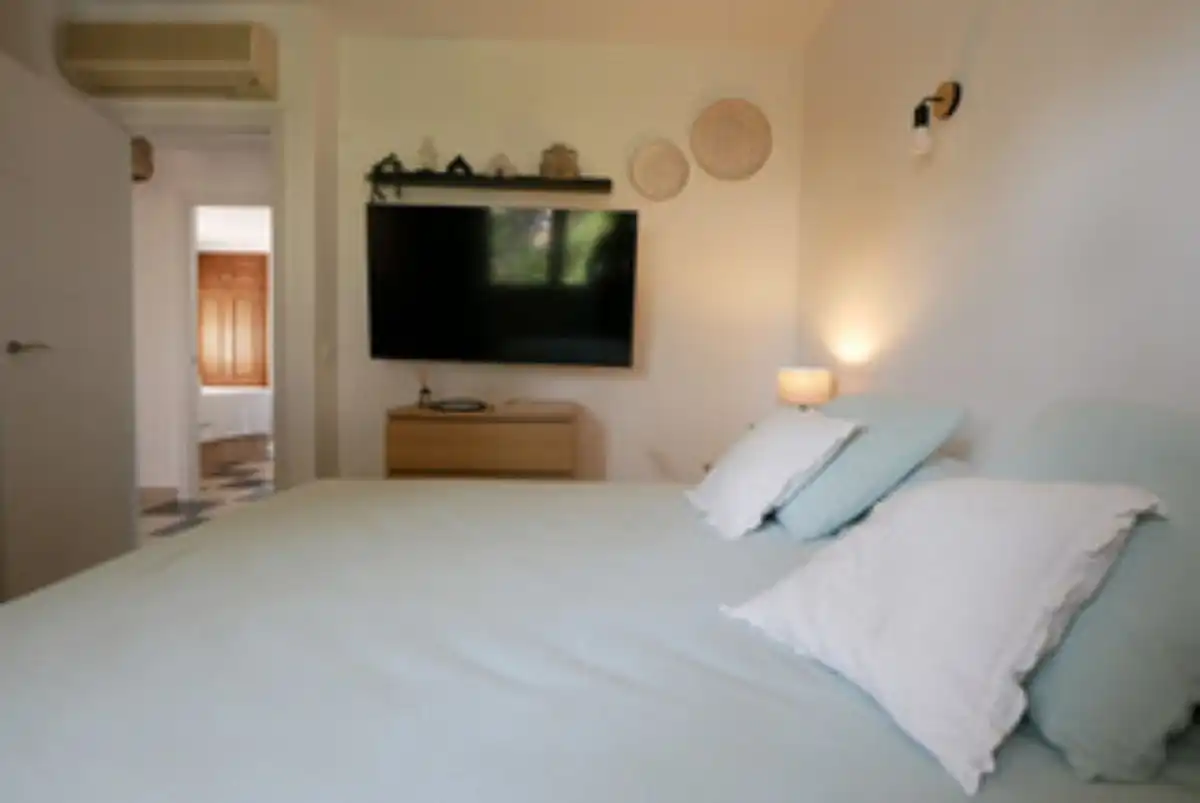Dormitori de Casa o xalet en venda en Marbella amb Aire condicionat, Jardí privat i Terrassa