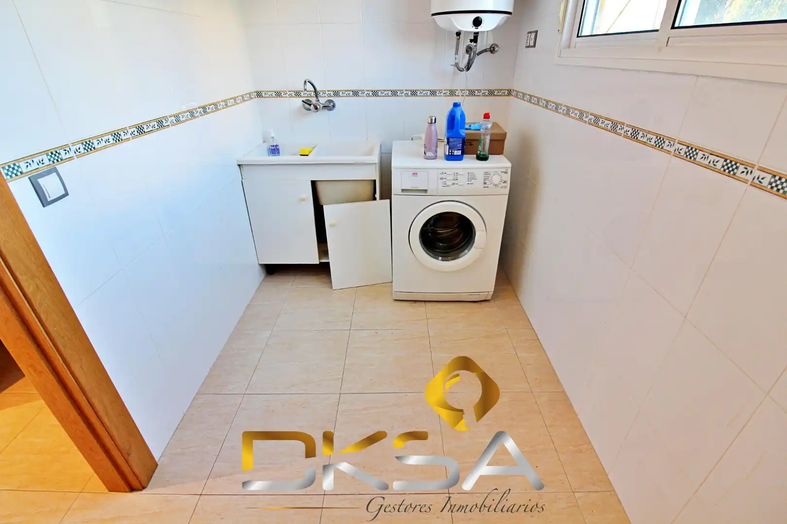 Cocina de Casa o chalet en venta en Castellón de la Plana / Castelló de la Plana con Aire acondicionado, Jardín privado y Terraza