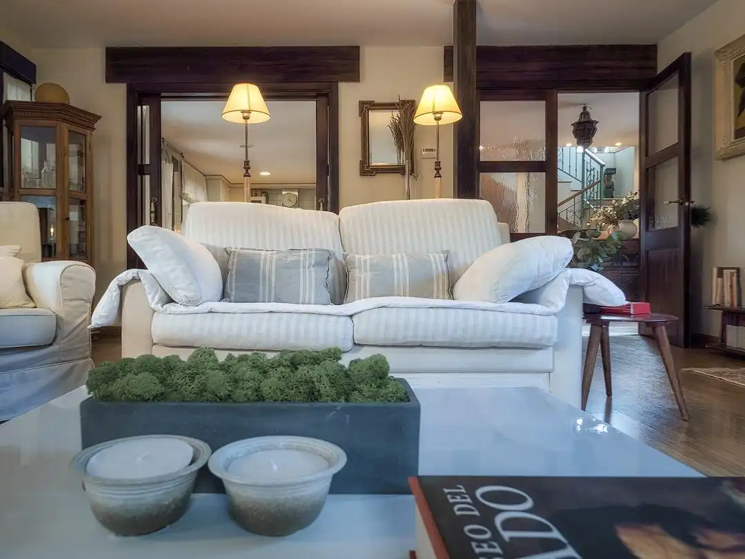 Sala de estar de Casa o chalet en venta en Torrelodones con Aire acondicionado, Calefacción y Jardín privado