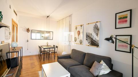 Foto 3 de Piso en venta en El Camp de l'Arpa del Clot, Barcelona