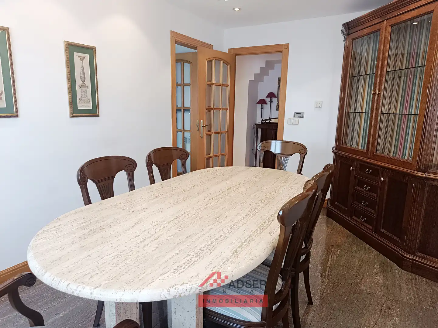 Comedor de Piso en venta en  Logroño con Calefacción, Parquet y Terraza