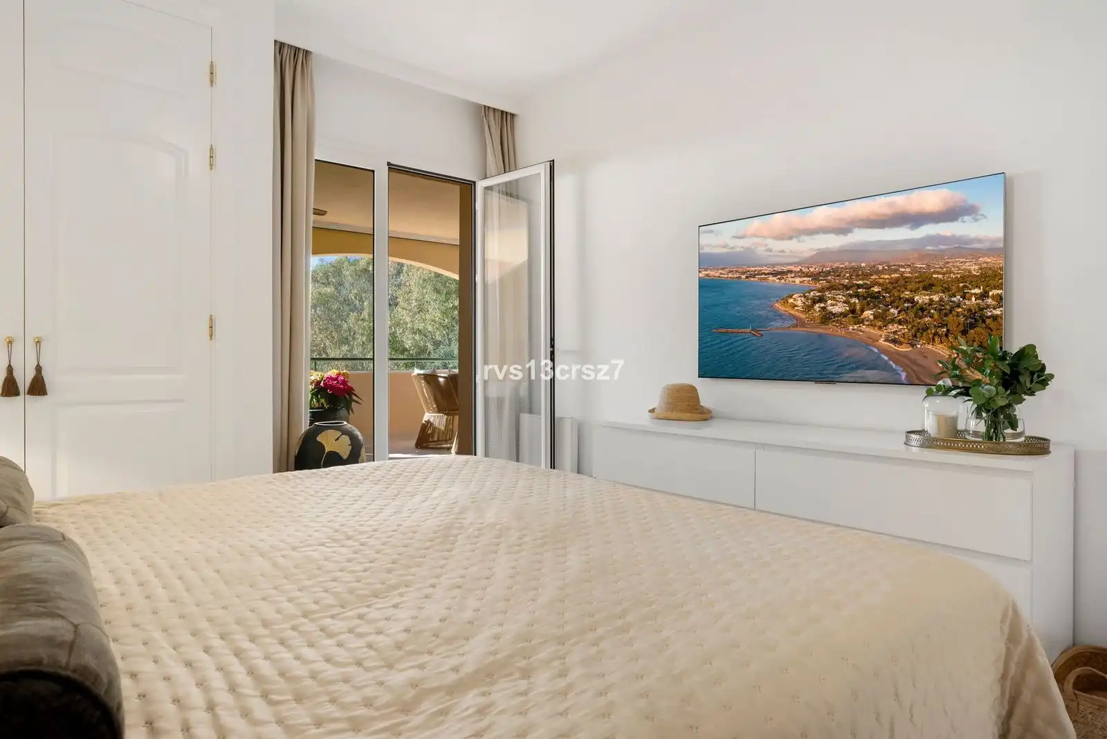 Apartment with pool for sale in Calle José Medina 74, imagen 14