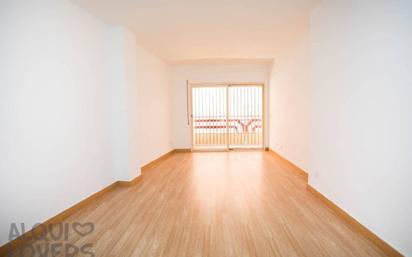 Flat for sale in Anselm Clave, Veïnat