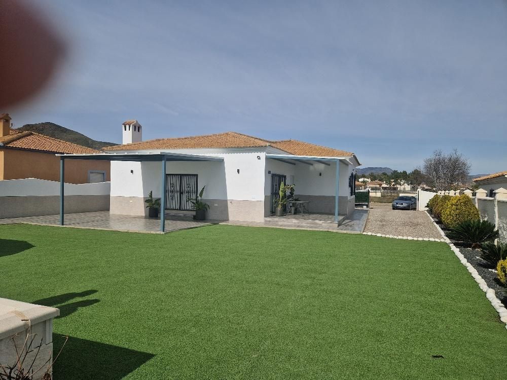Vista exterior de Casa o xalet en venda en Albox amb Aire condicionat
