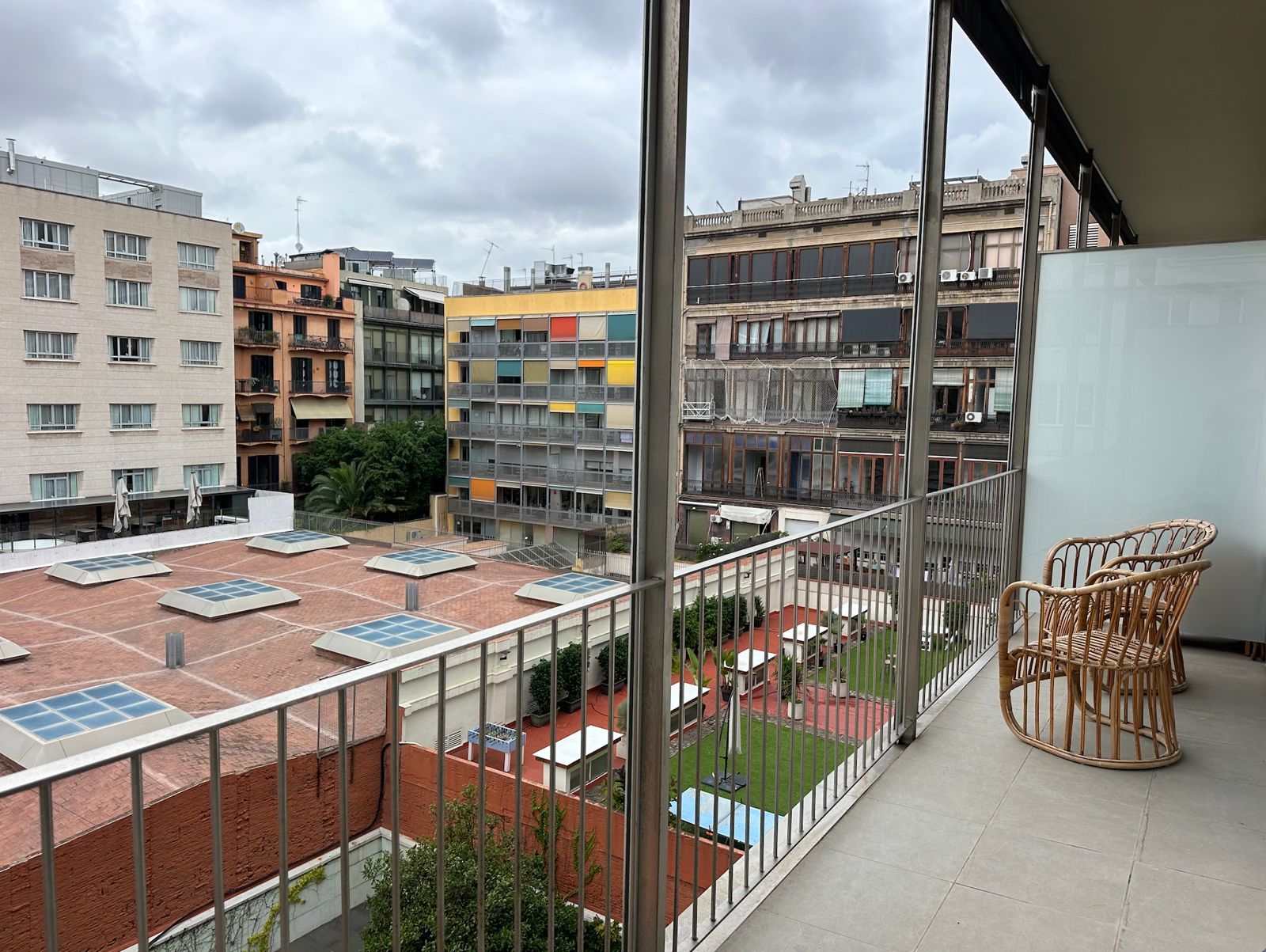 Terrassa de Apartament de lloguer en  Barcelona Capital amb Aire condicionat, Calefacció i Jardí privat