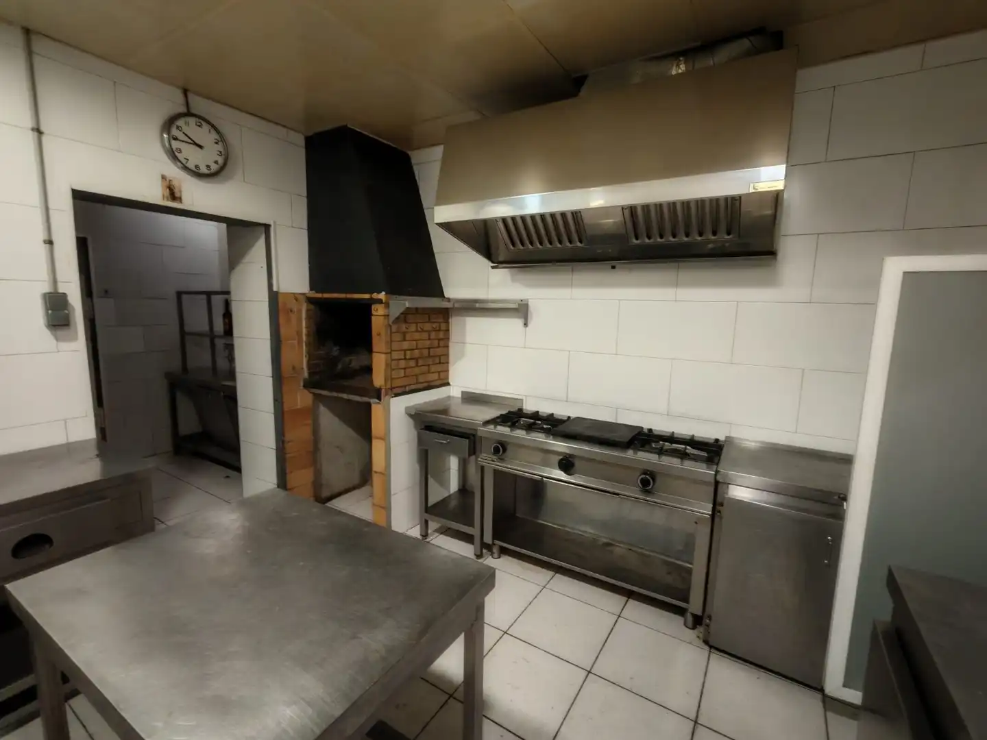 Cocina de Local en venta en Lliçà d'Amunt con Aire acondicionado, Calefacción y Terraza