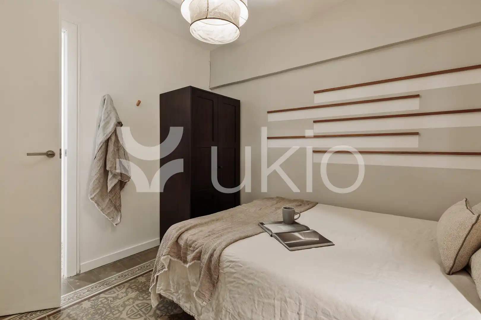Habitación de Apartamento de alquiler en Barcelona con Aire acondicionado, Calefacción y Amueblado