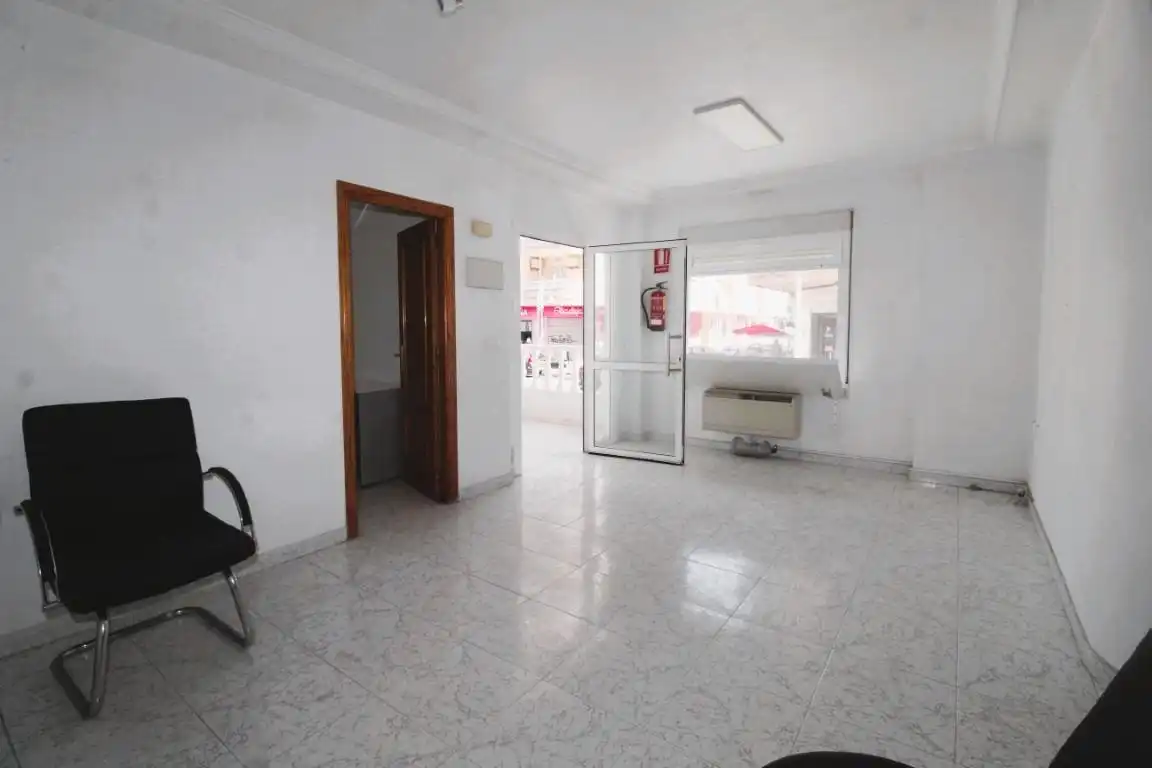 Planta baja en venta en Torrevieja con Terraza