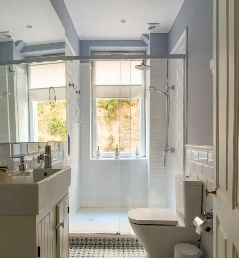 Bathroom of Apartments for rent in Bilbao   with Air Conditioner, Heating and Parquet flooring