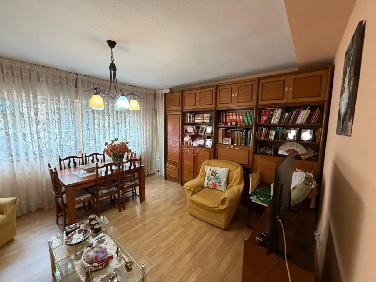Sala de estar de Piso en venta en Salamanca con Calefacción, Amueblado y Balcón