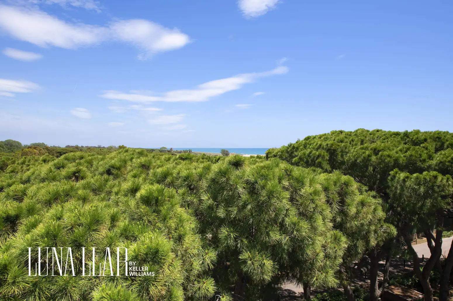 Dachboden zum Verkauf in Gavà mit Heizung, Parkett und Terrasse