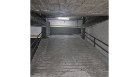 Foto 5 de Garatge de lloguer a Calle Castell de Peralada, Eixample Sud – Migdia, Girona Capital