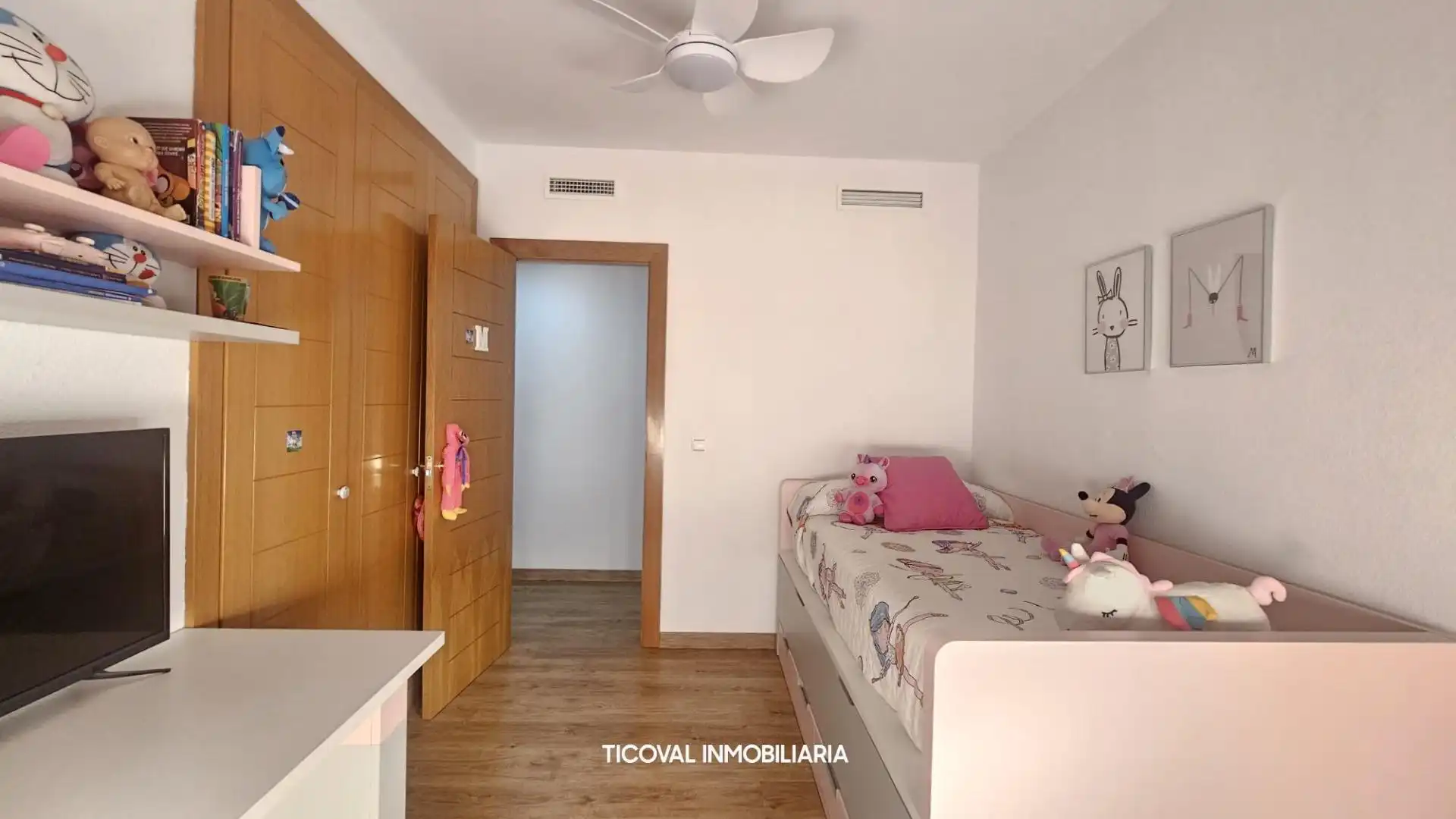 Dormitori de Pis en venda en Torrent amb Piscina comunitària