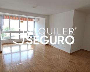 Living room of Flat to rent in  Madrid Capital  with Heating