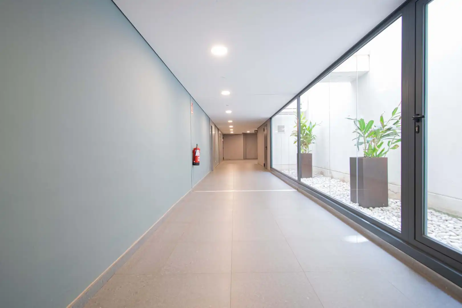 Wohnung zum Verkauf in Sevilla mit Klimaanlage, Heizung und Terrasse