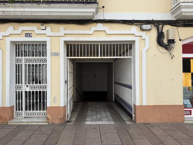 Garaje en Venta en El Carmen