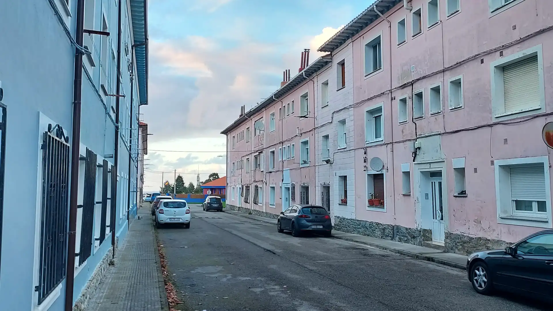 Vista exterior de Pis en venda en Cudillero amb Moblat