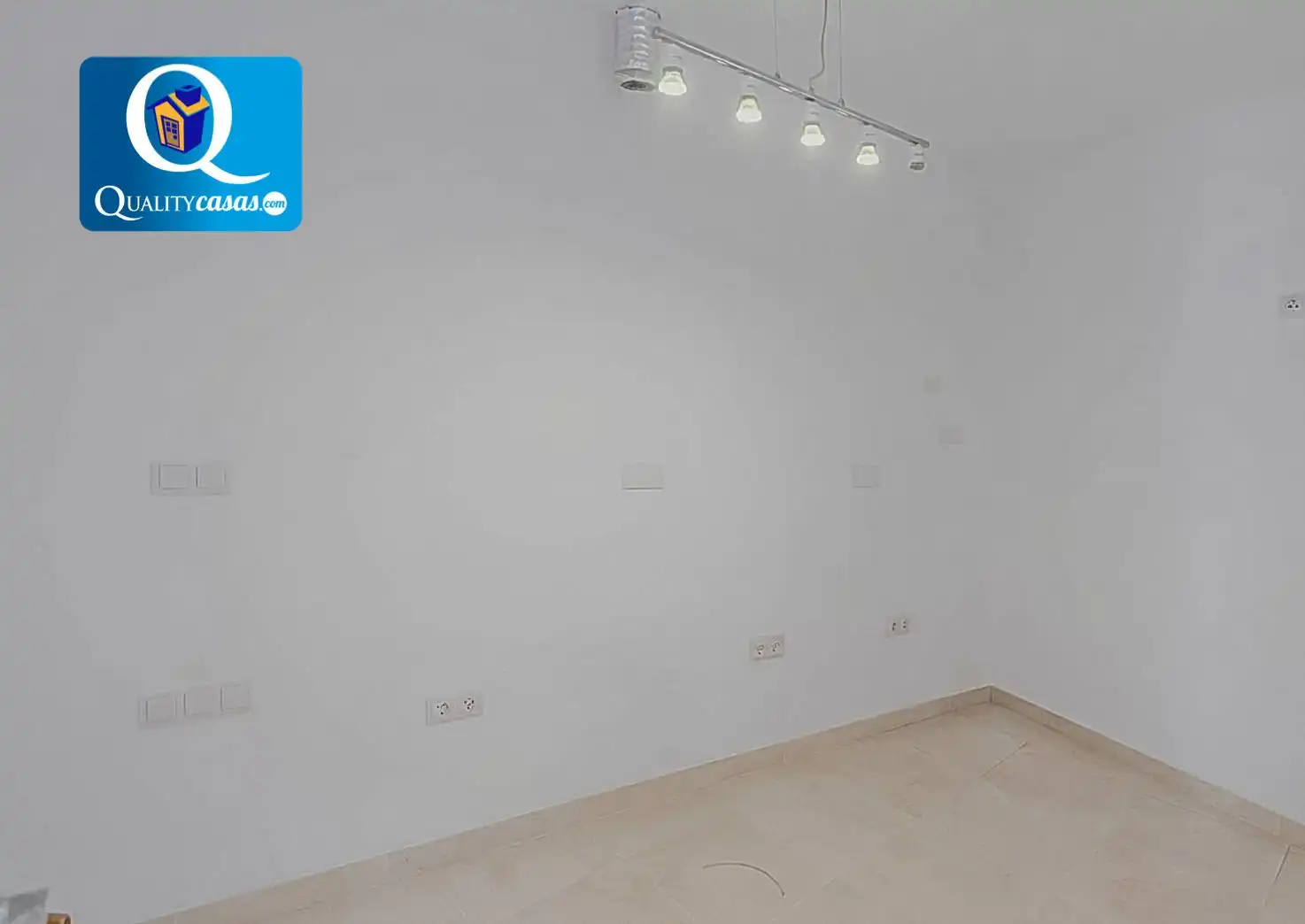 Oficina en venta en Alicante / Alacant con Aire acondicionado