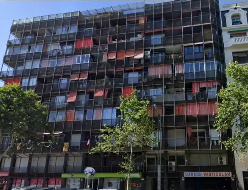 Individual con ascensor en venta en Avinguda del Paral·lel, imagen 2