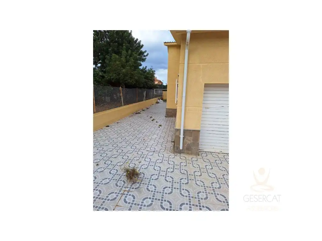 Vista exterior de Casa o chalet en venta en El Vendrell con Jardín privado, Terraza y Balcón