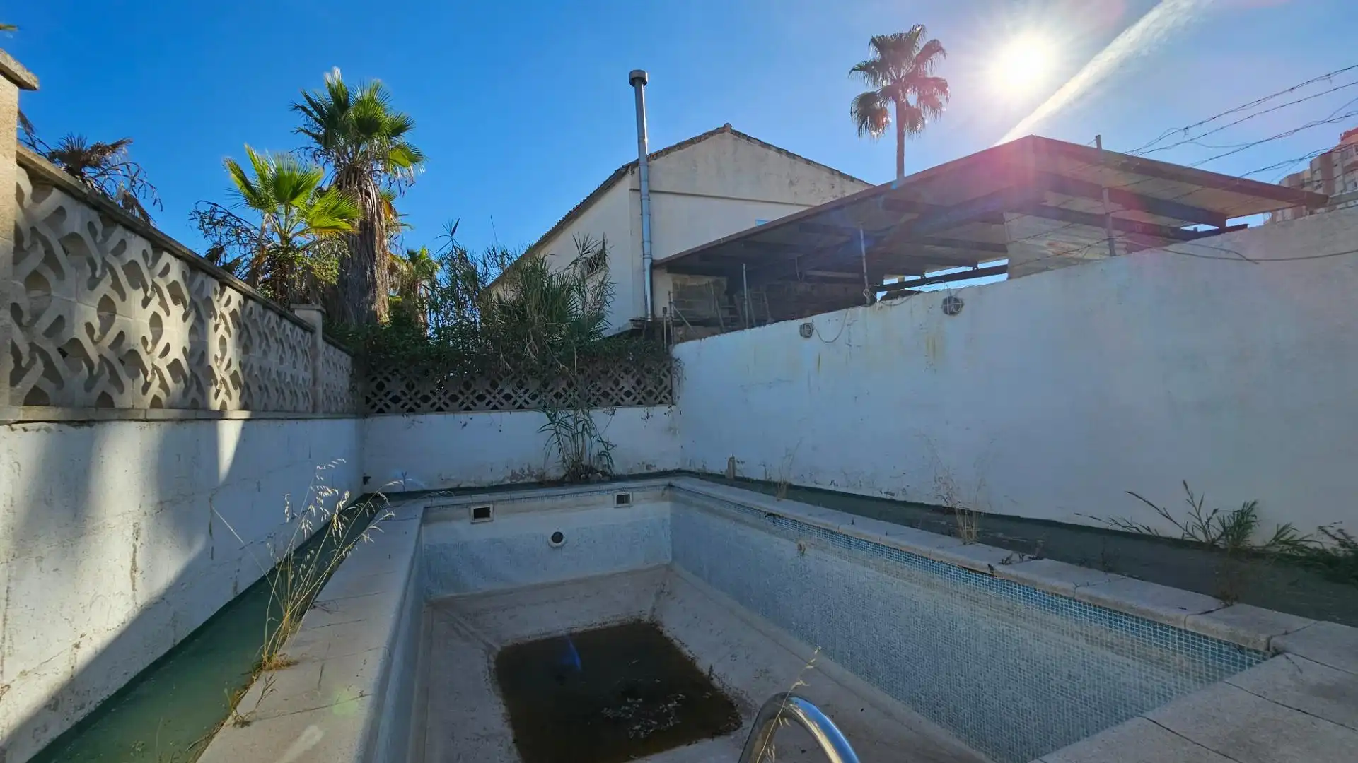 Casa bifamiliare con piscina in vendita a Nord