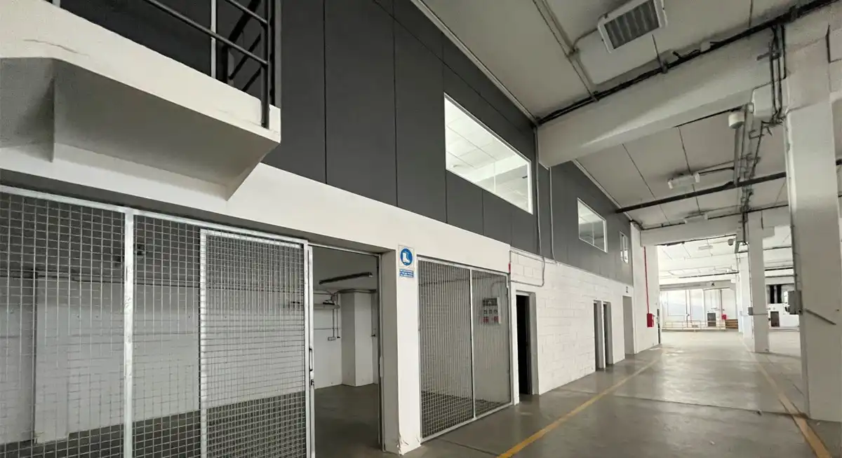 Industrial building to rent in Llinars del Vallès, imagen 6